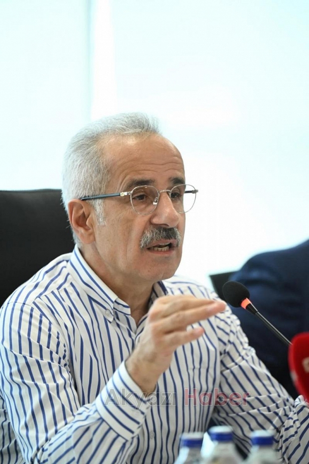Abdulkadir Uraloğlu: Yasakçı bir zihniyet içerisinde değiliz