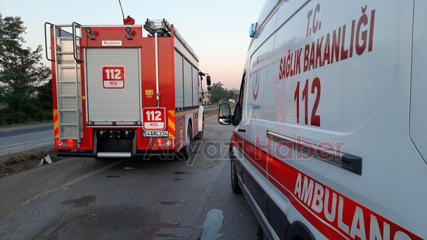 D-100'de feci kaza: 2 yaralı