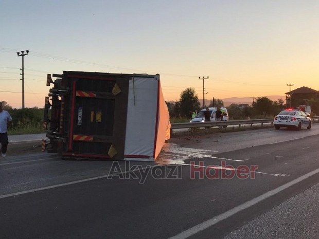 D-100'de feci kaza: 2 yaralı
