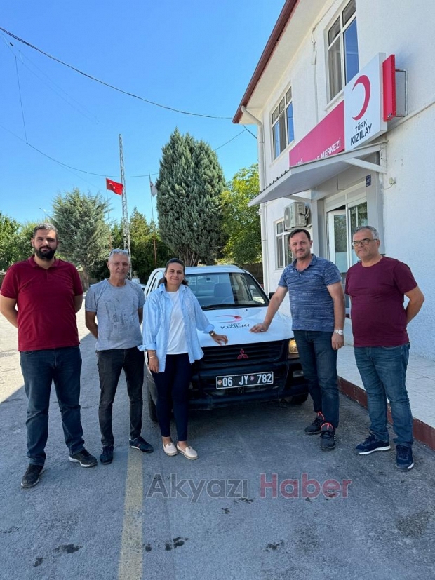 Kızılay Akyazı Şubesi'ne araç desteği