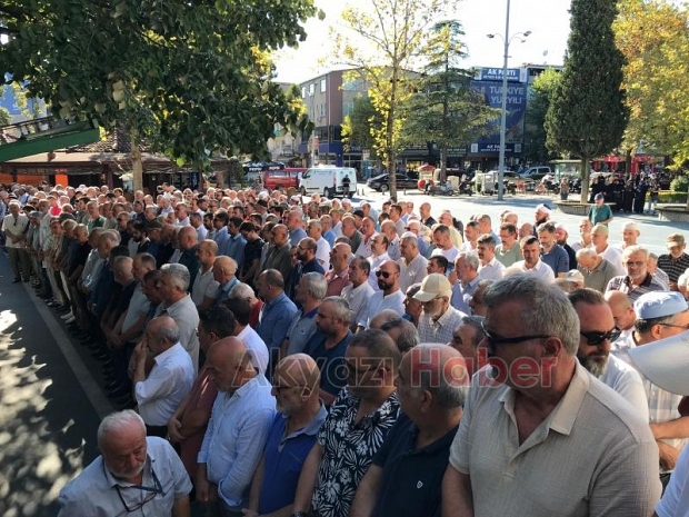 Hacer Alayoğlu defnedildi