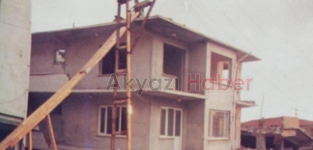 17 Ağustos 1999 Depremi'nde Akyazı'daki yıkımdan fotoğraflar