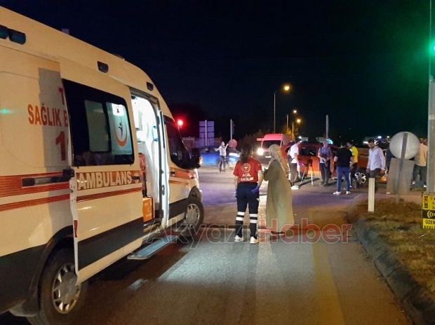 Otomobiller çarpıştı 2 yaralı