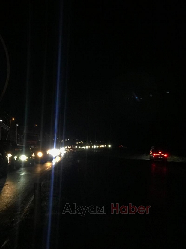 Otomobiller çarpıştı 2 yaralı