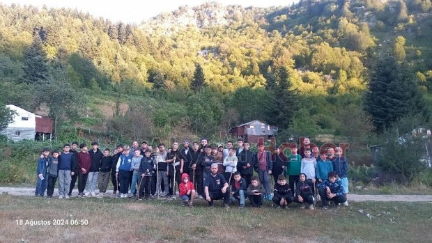 Kur'an Kursu öğrencileri için kardeşlik kampı