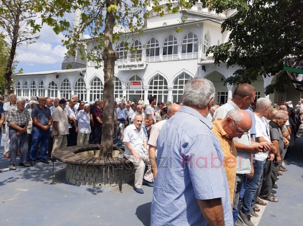 İklime Babiloğlu Defnedildi