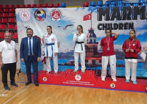 Akyazılı Milli karateci turnuvaya damga vurdu