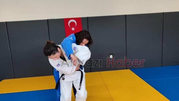 Milli judocu Zeynep Serra Üstün'ın hedefi şampiyonluk
