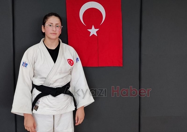 Milli judocu Zeynep Serra Üstün'ın hedefi şampiyonluk