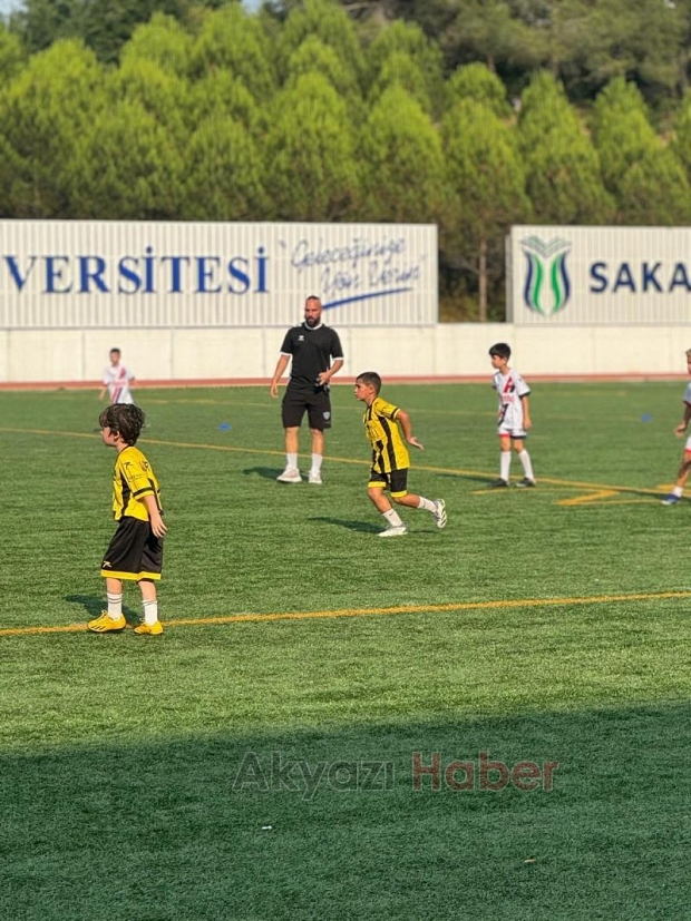 As Akyazıspor Alt yapısı Galatasaray ve Fenerbahçe'nin Radarında