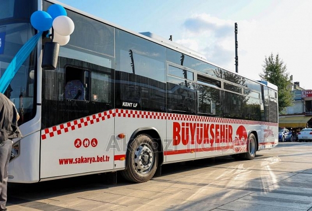 Sakarya Büyükşehirin 23 otobüsü törenle hizmete girdi