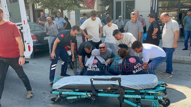 Ada Caddesinde motosiklet kazası 1 yaralı 