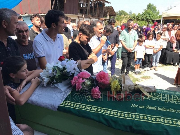 Kazada hayatını kaybetmişti, toprağa verildi