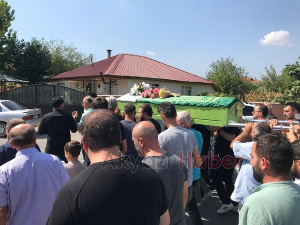 Kazada hayatını kaybetmişti, toprağa verildi