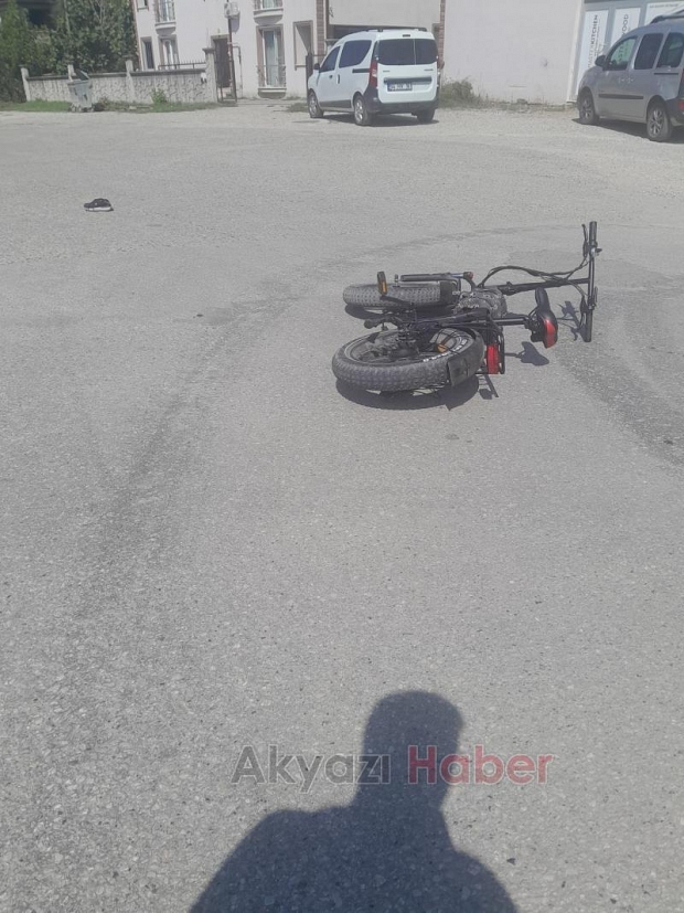 Akyazı'da kaza 2 yaralı