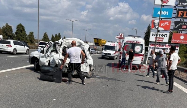 Otoyolda feci kaza: 2 yaralı