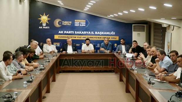 AK Parti Sakarya yönetimi toplandı