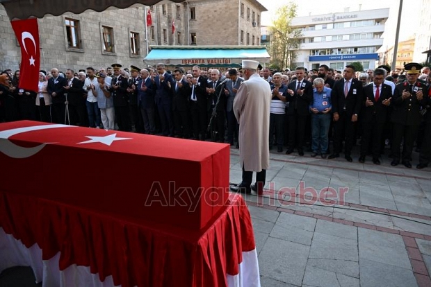 Türkiye şehitlerini ebediyete uğurladı