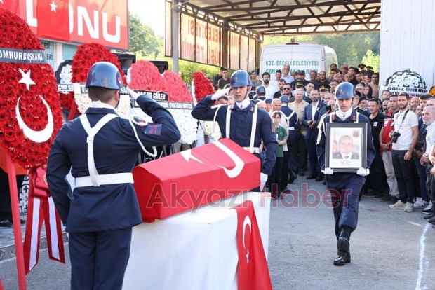 Türkiye şehitlerini ebediyete uğurladı