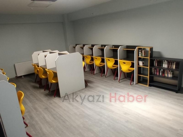 Akyazı'nın beklediği eğitim kurumu açıldı