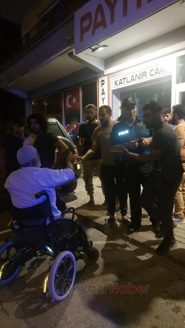 Akyazı'da bıçaklı kavga 1 ağır yaralı