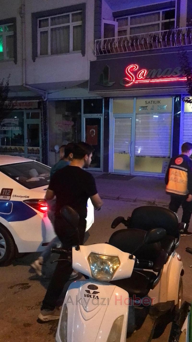 Motosiklet çay bahçesine uçtu