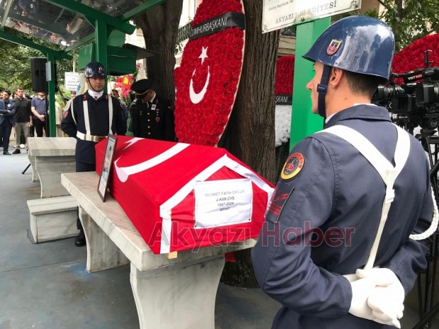 Şehit Astsubay Mehmet Fatih Çangır toprağa verildi