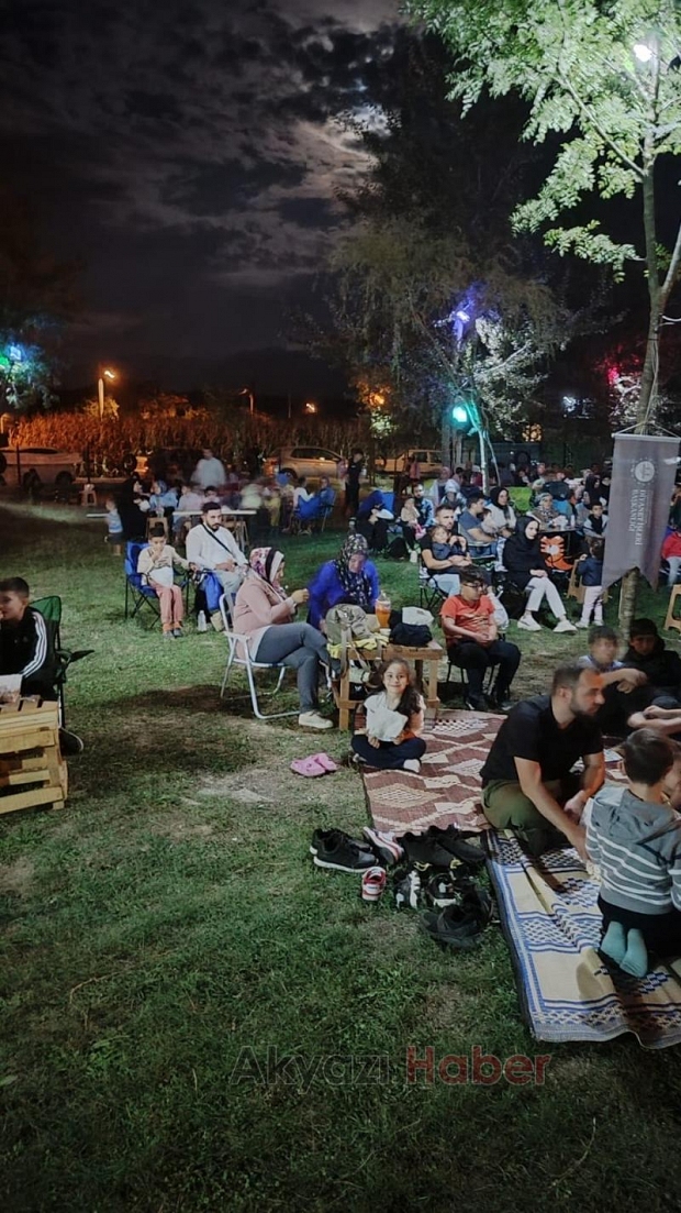 Akyazı'da açık hava sineması etkinliği