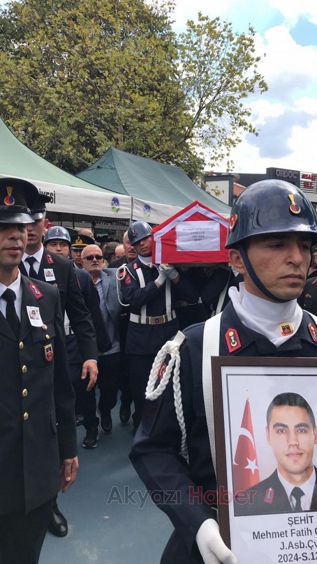 Şehit Astsubay Mehmet Fatih Çangır toprağa verildi