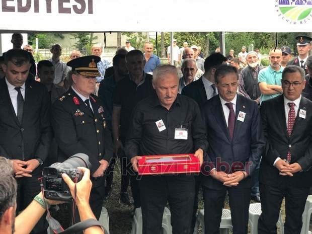 Şehit Astsubay Mehmet Fatih Çangır toprağa verildi