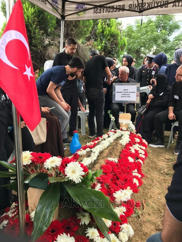 Şehit Astsubay Mehmet Fatih Çangır toprağa verildi