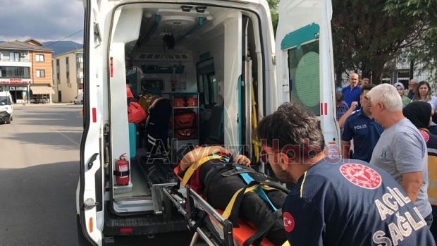 Okul çıkışı feci kaza: Öğrenci ağır yaralı