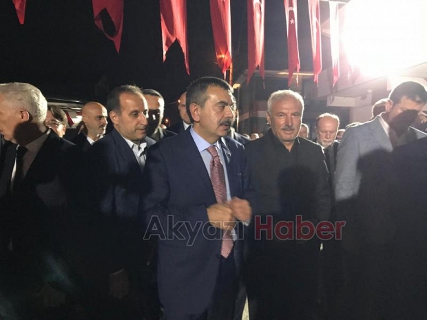Milli Eğitim Bakanı'ndan şehit astsubay Çangır'ın ailesine ziyaret