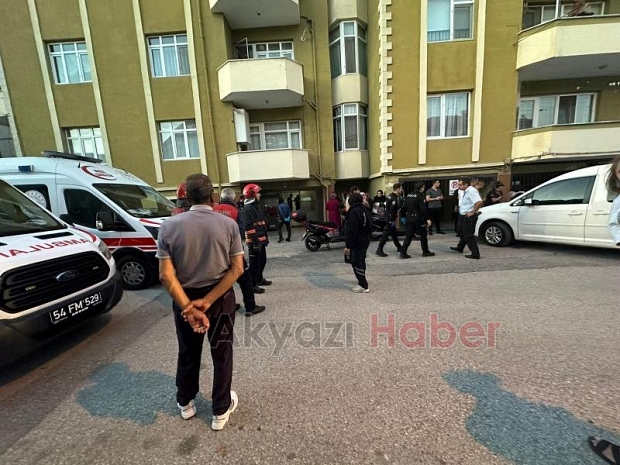 Akyazıda bir genç ölü bulundu