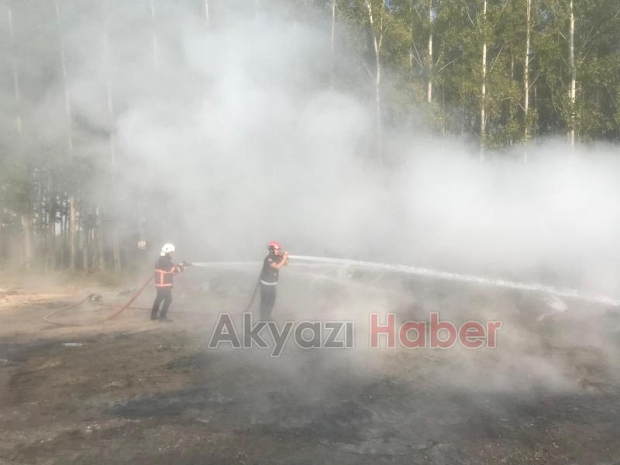 Akyazıda çöp yangını