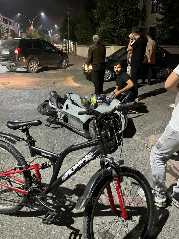Otomobil ile motosiklet çarpıştı: 1 yaralı