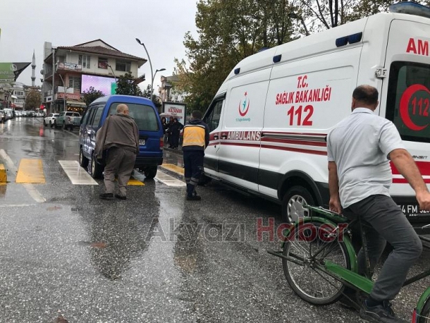 Yaya geçidinde otomobilin çarptığı kadın yaralandı