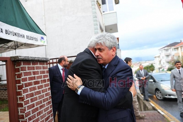 Vali Doğan dan şehit ailesine ziyaret