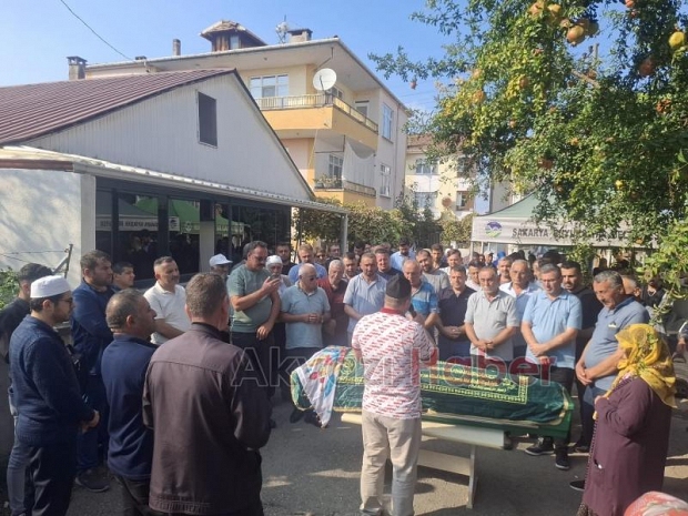 Emine Aktaş dualarla defnedildi