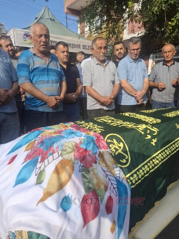 Emine Aktaş dualarla defnedildi