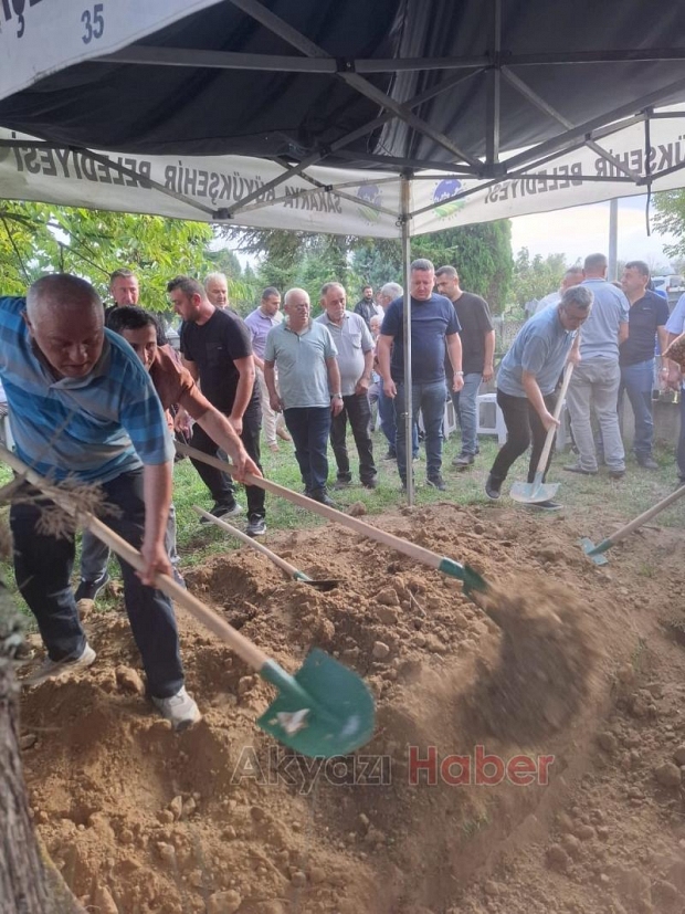 Emine Aktaş dualarla defnedildi
