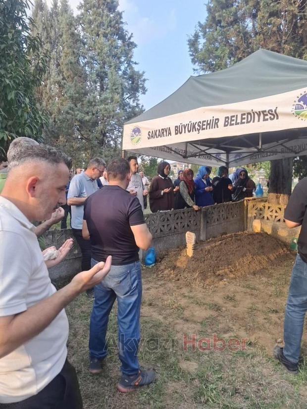 Emine Aktaş dualarla defnedildi