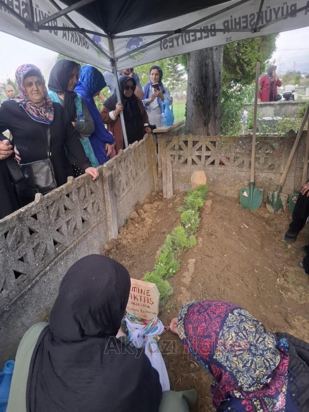 Emine Aktaş dualarla defnedildi