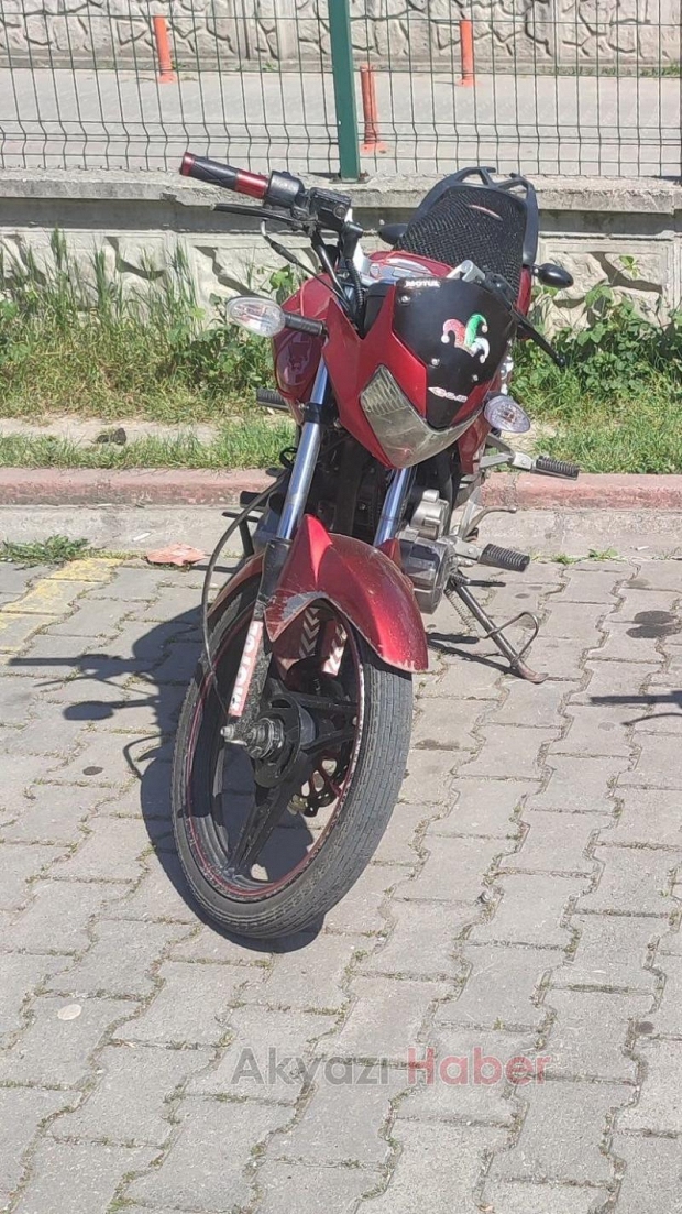 Motosiklet hırsızlığı kamerada
