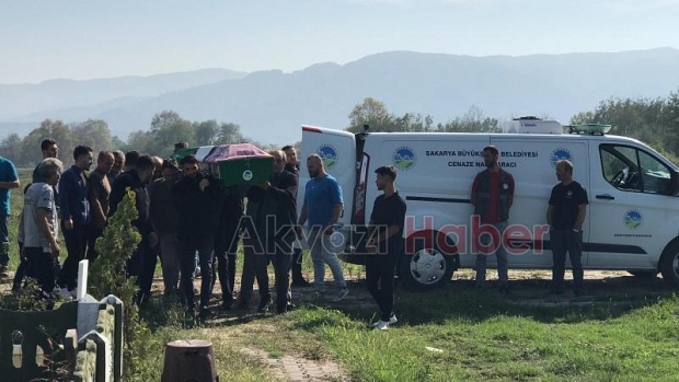 19 yaşındaki Aleyna Yenilmez gözyaşlarıyla toprağa verildi