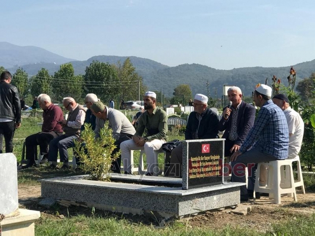19 yaşındaki Aleyna Yenilmez gözyaşlarıyla toprağa verildi