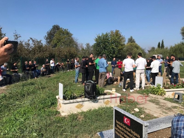 19 yaşındaki Aleyna Yenilmez gözyaşlarıyla toprağa verildi