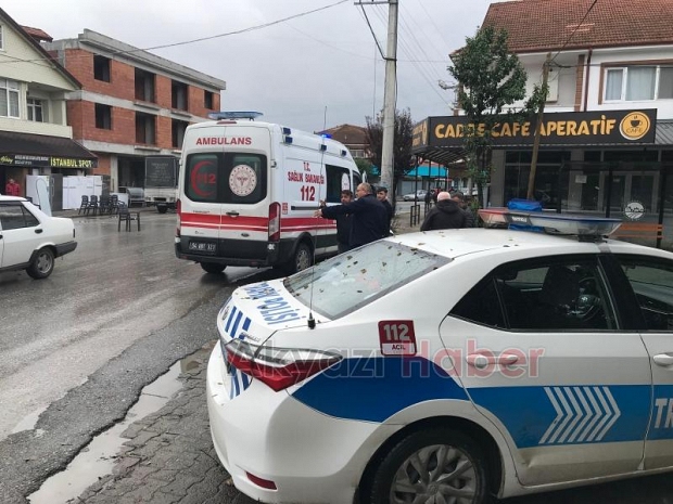 Caddede kafa kafaya çarpıştılar 1 yaralı