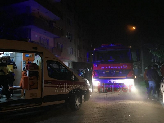 Evde yangın bir kişi hastaneye kaldırıldı