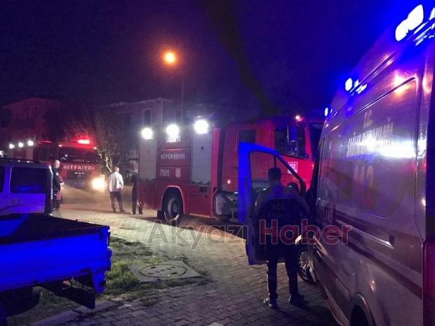 Evde yangın bir kişi hastaneye kaldırıldı